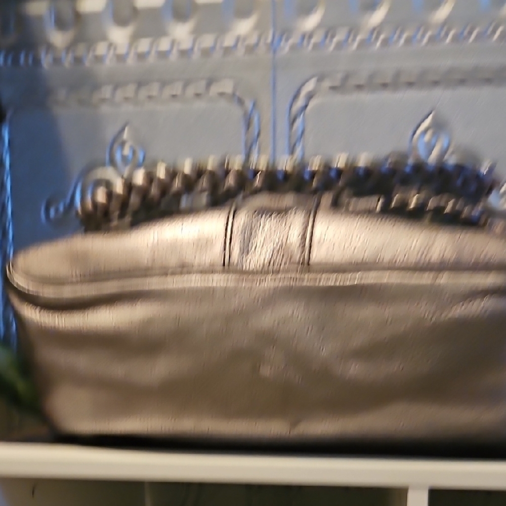 Authentic VALENTINO GARAVANI Histoire Bag - Metallic Anthracite Leather with COA - Picture 17 of 17